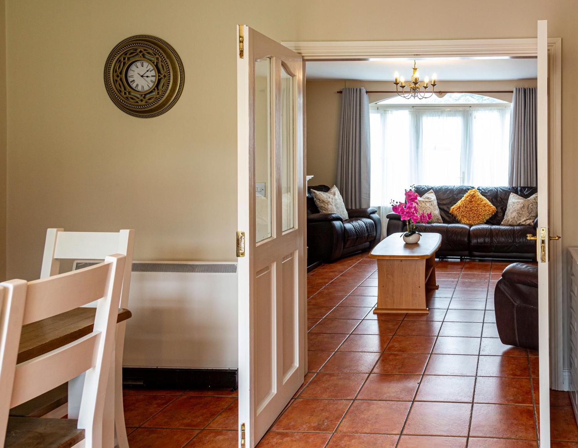 Kerry Holiday Homes At The Killarney Holiday Village Exterior photo