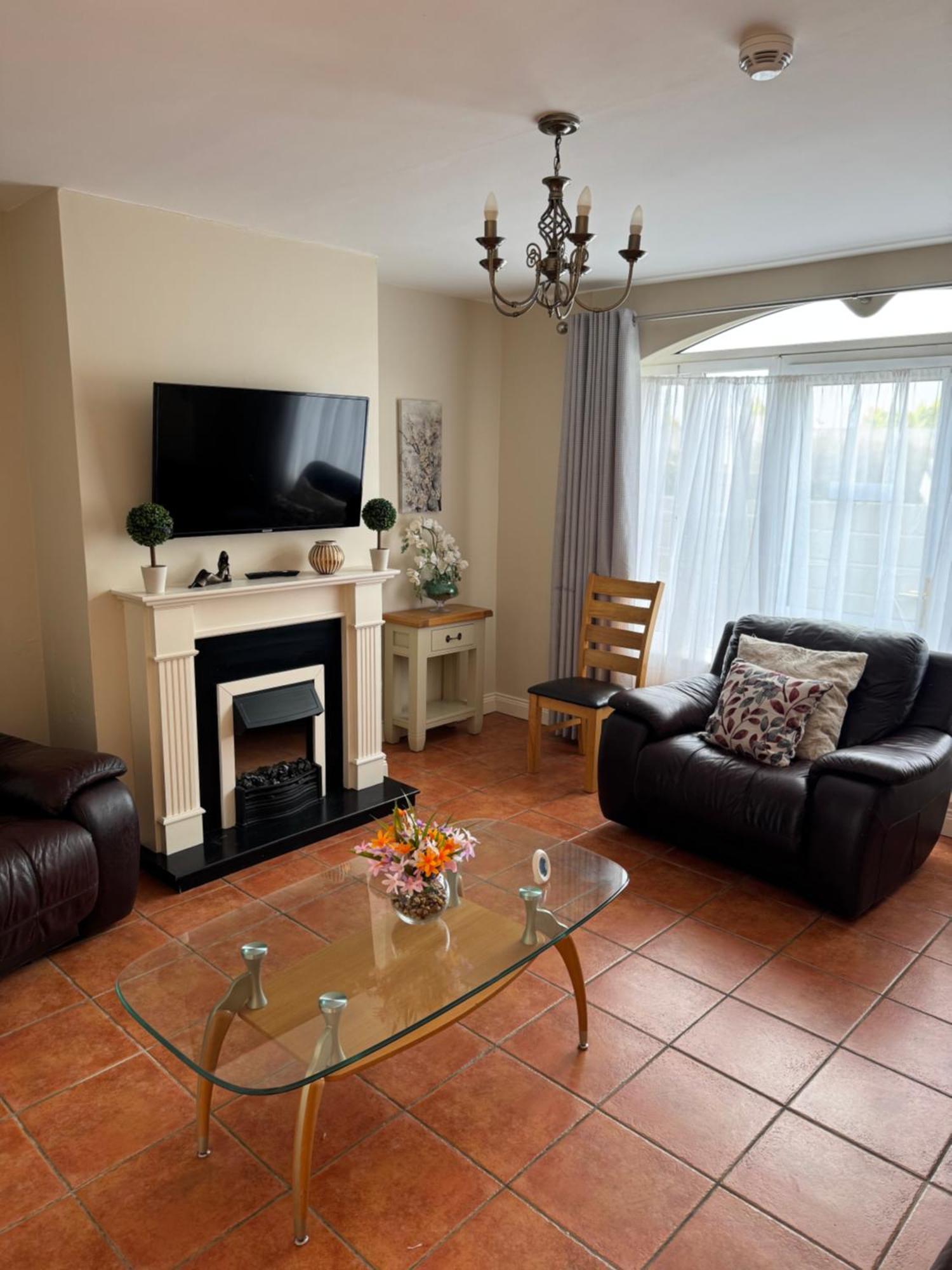 Kerry Holiday Homes At The Killarney Holiday Village Exterior photo